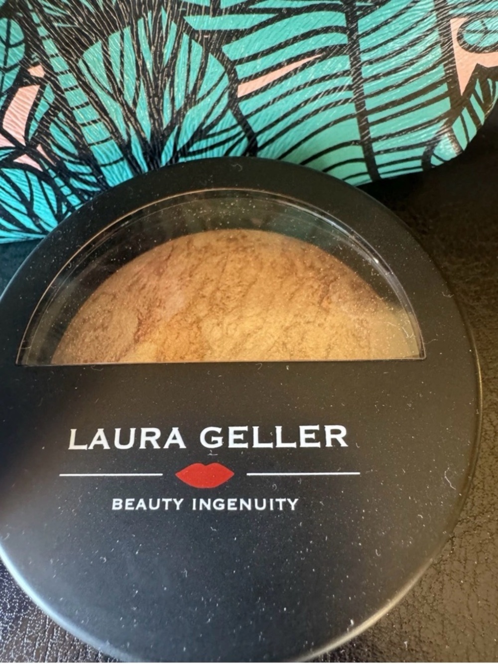 Laura Geller Makeup Brush & Compact Set in Teal and Pink - Picture 4 of 9